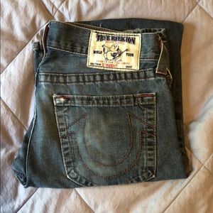 LIKE NEW - MENS True Religion Brand Jeans